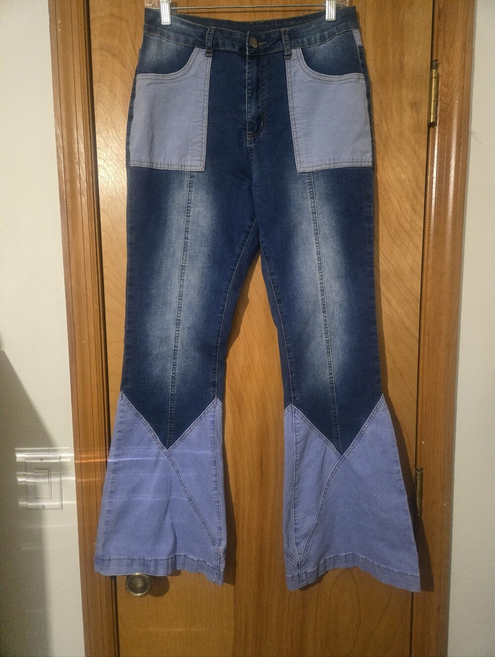 Women’s Two-Tone Blue Patchwork Flared Jeans Size L